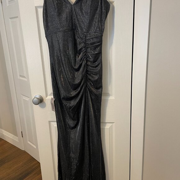 Le Chateau  maxi dress - XL size - Picture 7 of 8